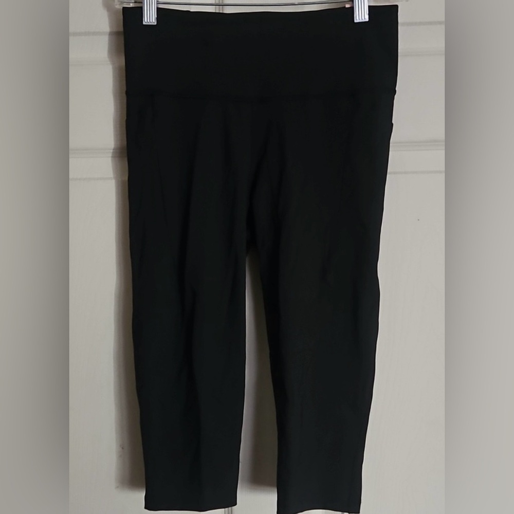Calia Women's Powermove Pure Black High Rise Knee Crop Leggings
